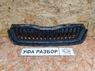 Запчасть накладка рамки радиатора 3.0 акпп Mitsubishi Pajero Sport 1998-2008