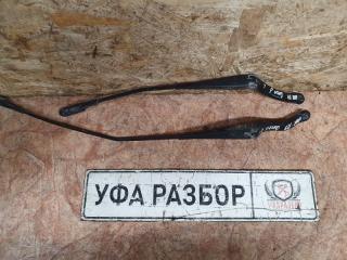 Запчасть поводок дворника Opel Corsa D 2006