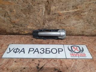 Фото запчасти ручка двери 1 задняя левая Skoda Yeti 2009 Б/У запчасть Запчасть ручка двери 1 задняя левая Skoda Yeti 2009