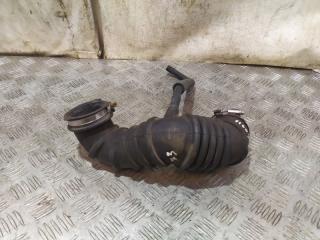 Запчасть патрубок воздушного фильтра Mitsubishi Colt 2004