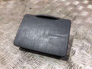 Запчасть ящик передней консоли Pontiac Vibe 2005