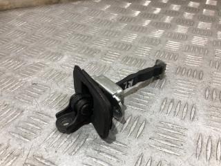 Ограничитель двери задний Nissan Qashqai 2008