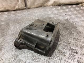 Запчасть кронштейн кпп Toyota Carina E 1993