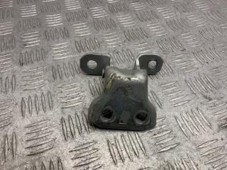 Петля двери нижняя передняя правая Toyota Camry 2004 контрактная Петля двери нижняя передняя правая Toyota Camry 2004