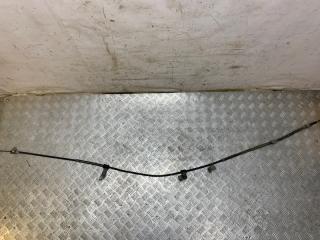 Запчасть трос ручного тормоза левый Toyota Prius 2009