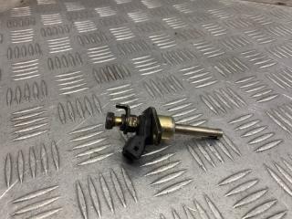 Фото запчасти форсунка топливная Toyota Mark контрактная запчасть Запчасть форсунка топливная Toyota Mark