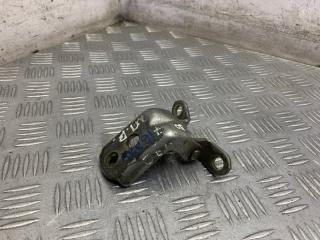 Петля двери верхняя передняя правая Toyota Camry 2005