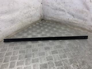 Запчасть уплотнитель стекла задний правый Pontiac Vibe 2003