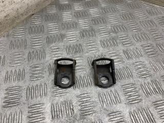 Фото запчасти кронштейн рычага передний Lexus RX350 2006 контрактная запчасть Запчасть кронштейн рычага передний Lexus RX350 2006