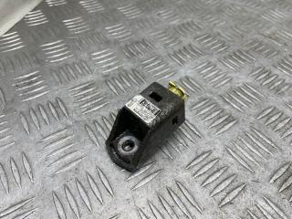 Фото запчасти датчик airbag передний Toyota Camry 2004 контрактная запчасть Запчасть датчик airbag передний Toyota Camry 2004