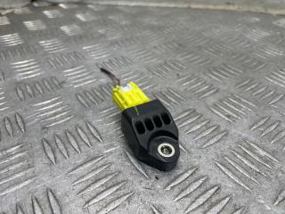 Датчик airbag задний Toyota Camry 2011