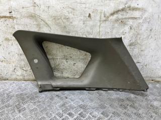 Запчасть обшивка багажника задняя правая Pontiac Vibe 2003