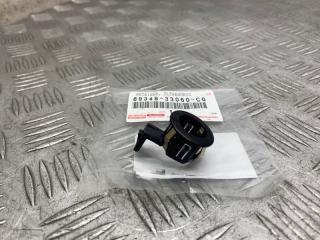 Крепление парктроника Toyota Camry 2014 новая Крепление парктроника Toyota Camry 2014