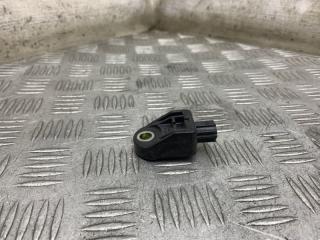 Датчик airbag передний Toyota Camry 2010