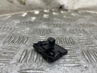 Замок подлокотника Pontiac Vibe 2005