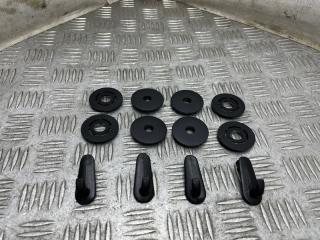 Клипса крепления коврика Toyota Camry 2008