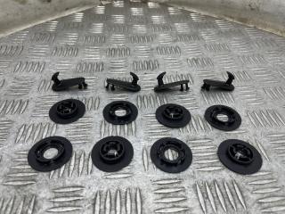 Клипса крепления коврика Toyota