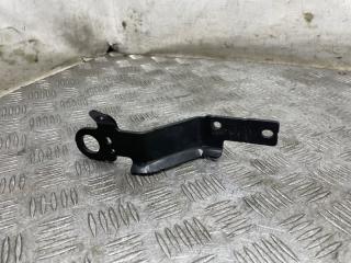 Запчасть кронштейн Renault Captur 2017