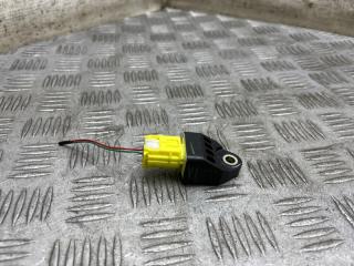 Датчик airbag задний Toyota Camry 2012