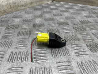 Датчик airbag задний Toyota Camry 2012