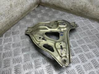 Кронштейн инвертора Toyota Camry 2012