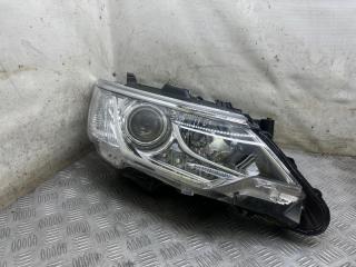 Фара правая Toyota Camry 2015