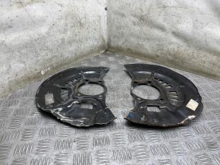 Щит опорный передний Toyota Camry 2019