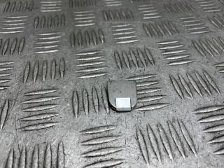 Фото запчасти пятак крепления зеркала Toyota Camry 2015 новая запчасть Запчасть пятак крепления зеркала Toyota Camry 2015