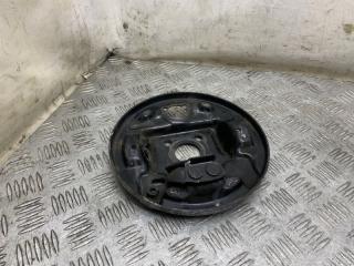 Щит опорный задний левый Nissan March 2006 контрактная Щит опорный задний левый Nissan March 2006