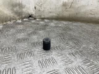 Запчасть отбойник капота Pontiac Vibe 2005