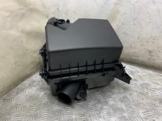 Корпус воздушного фильтра Toyota Camry 2014 новая Корпус воздушного фильтра Toyota Camry 2014