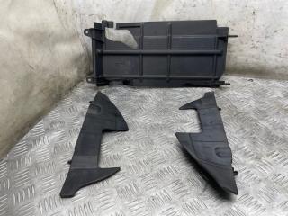 Запчасть воздуховод радиатора Toyota Funcargo 2000