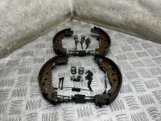 Запчасть ремкомплект стояночного тормоза Toyota Yaris 2002