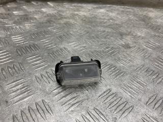 Фонарь подсветки номера Toyota Camry 2014 контрактная Фонарь подсветки номера Toyota Camry 2014