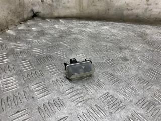 Фонарь подсветки номера Toyota Camry 2014 контрактная Фонарь подсветки номера Toyota Camry 2014