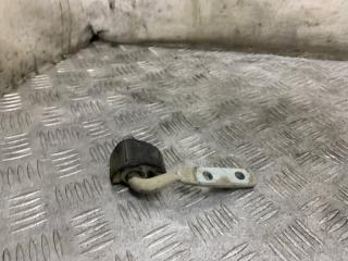 Фото запчасти крепление глушителя Toyota Camry 2008 контрактная запчасть Запчасть крепление глушителя Toyota Camry 2008