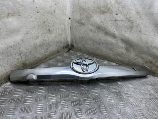 Накладка багажника Toyota Camry 2010