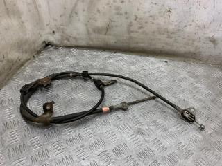 Запчасть трос ручного тормоза правый Toyota Prius 2009