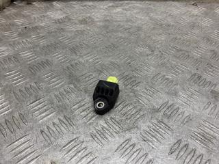 Датчик airbag задний Toyota Camry 2012