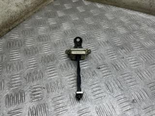 Ограничитель двери задний Nissan Qashqai 2007