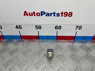 Фото запчасти реле Toyota Camry 2012 контрактная запчасть Запчасть реле Toyota Camry 2012