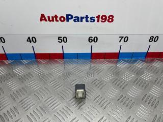 Запчасть реле Toyota Camry 2010
