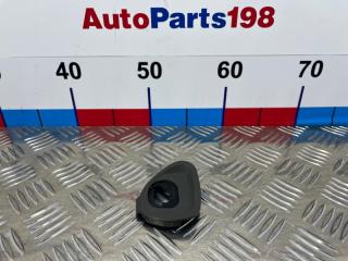 Заглушка правая Toyota Camry 2010