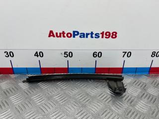 Запчасть направляющая стекла двери передняя левая Toyota Camry 2008