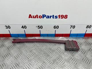 Запчасть направляющая стекла двери передняя левая Toyota Camry 2008