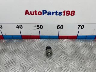 Фото запчасти датчик кондиционера Toyota Corolla 2008 контрактная запчасть Запчасть датчик кондиционера Toyota Corolla 2008