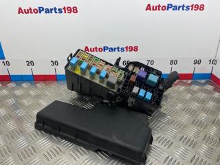 Блок предохранителей Toyota Camry 2005