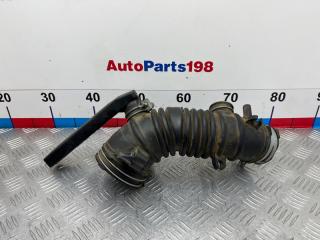 Патрубок воздушного фильтра Toyota Camry 2008