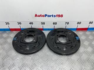 Щит опорный задний Toyota Matrix 2005 контрактная Щит опорный задний Toyota Matrix 2005