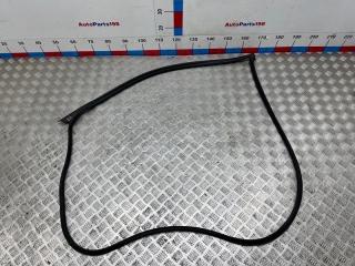 Уплотнитель двери передний правый Chery Tiggo 8 2021 контрактная Уплотнитель двери передний правый Chery Tiggo 8 2021